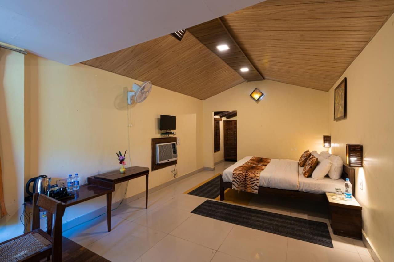 Corbett Wild Resorts & Spa Garjia Esterno foto